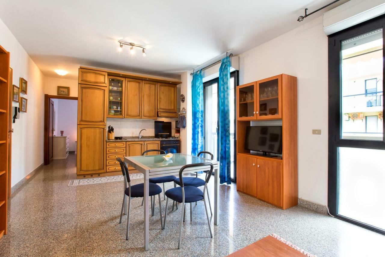 A Due Passi Dal Lido Apartment Alghero Luaran gambar